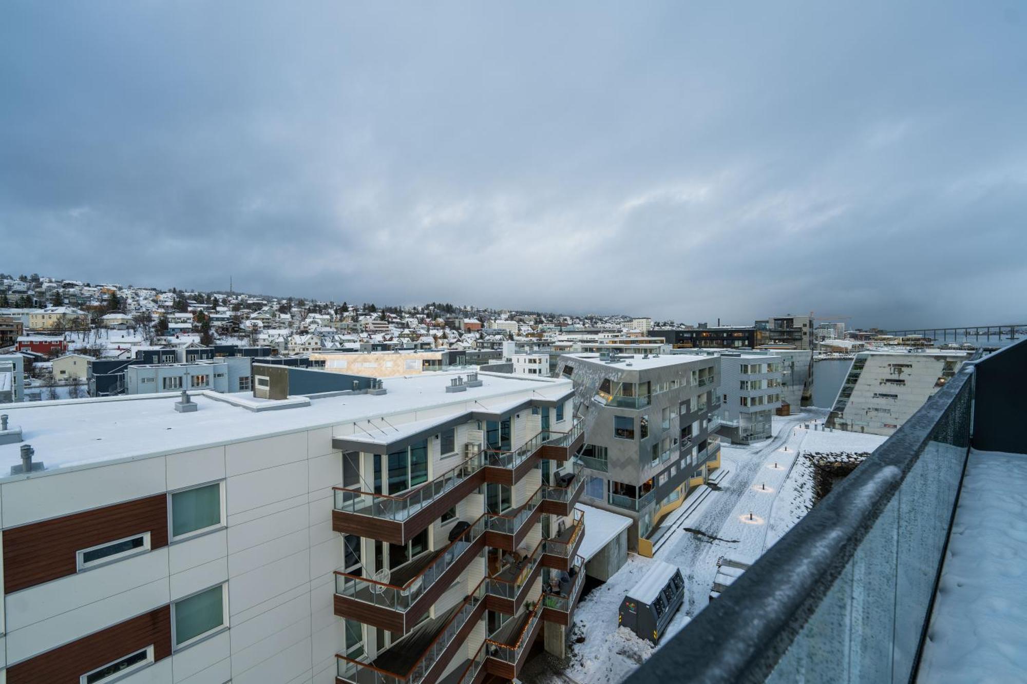 Northern Light Apartments - Nyholmen Luxury Penthouse B Тромсьо Екстериор снимка